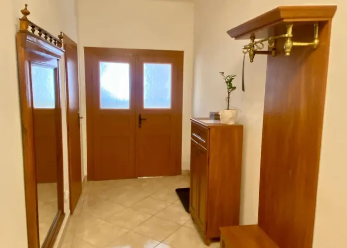 Katarina Apartment *